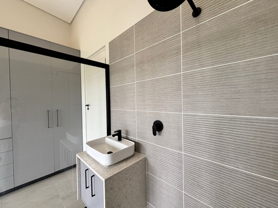 To Let 3 Bedroom Property for Rent in Helderzicht Eco Estate North West